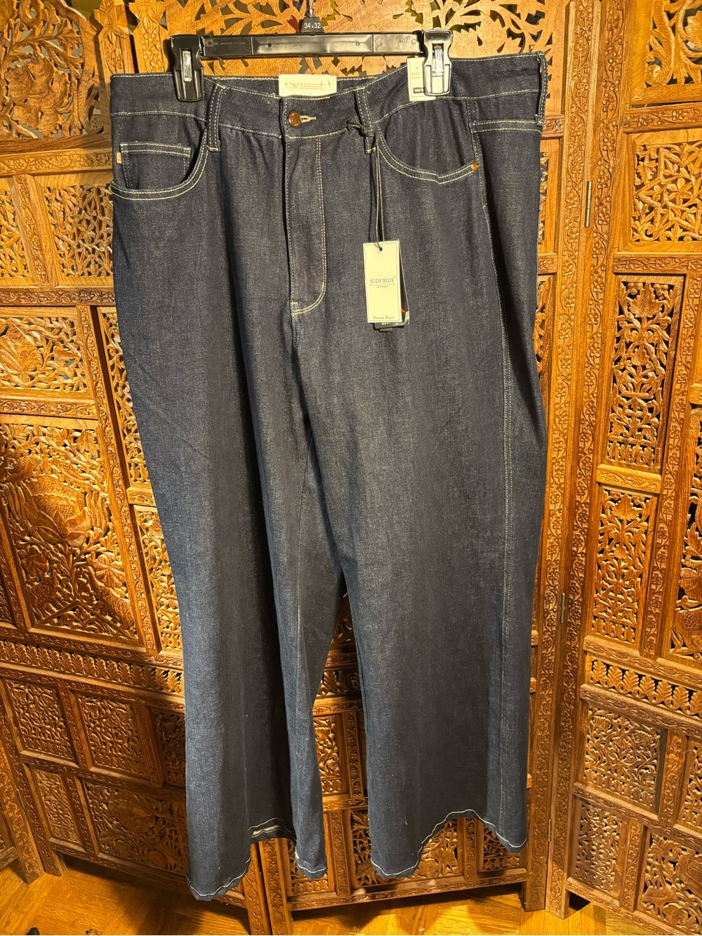 NWT Judy Blue Dark Indigo Relaxed women’s Jeans